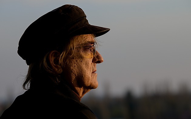 Překvapení, Žbirkovy hity se vracejí v symfonických úpravách a na vinylu