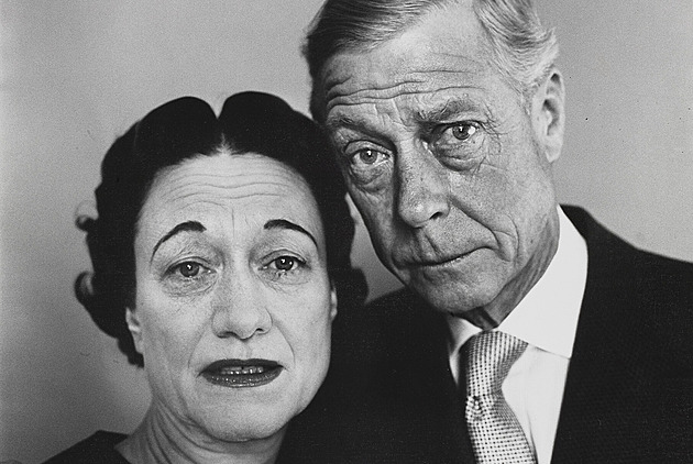 Padlý král a jeho „ropucha“. Krutý portrét zničil legendu o lásce Eduarda a Wallis