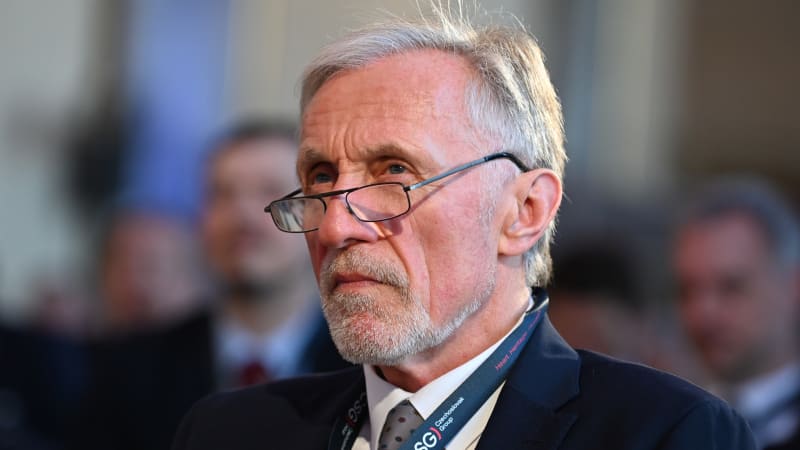 Topolánek otevřeně o rakovině: Jsem unavenější. Upozornil na absenci screeningu