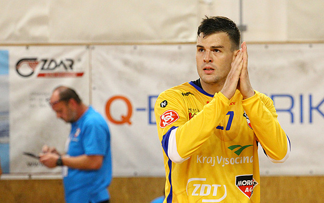 Nové Veselí nastartovala těsná výhra. Sokol překonal trable a rve se o play off