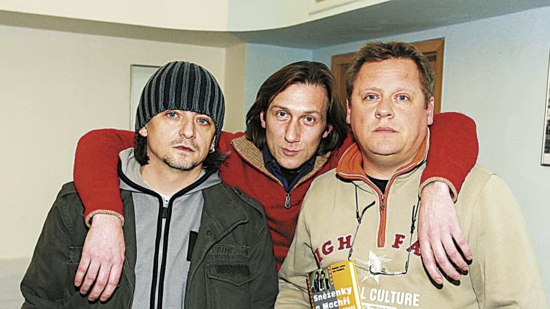 Nouze o šaty i bydlení: Sněženky a machři zažili při natáčení perné týdny