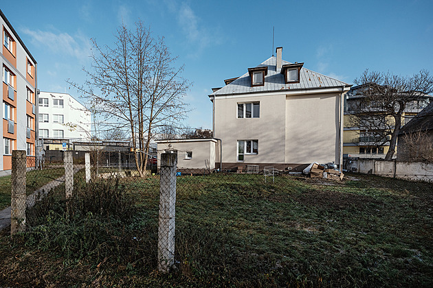 Vémola před zatčením investoval desítky milionů. Zmapovali jsme jeho nákupy realit