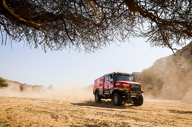 Loprais na Dakaru ovládl první etapu, Prokop se blýskl třetím místem