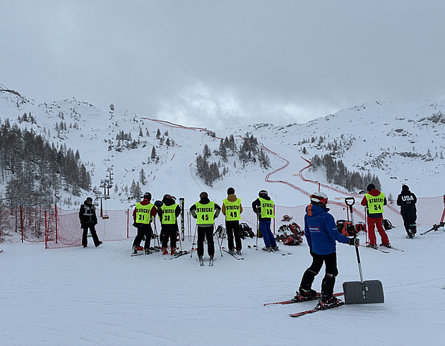 Ani dvousetčlenný tým nestačil. Jak Zauchensee rušilo super-G: Hořká pilulka