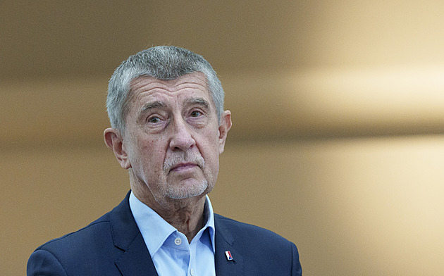 Proč si nevzal pořádné podklady? obul se Babiš do prezidenta kvůli letounům L-159
