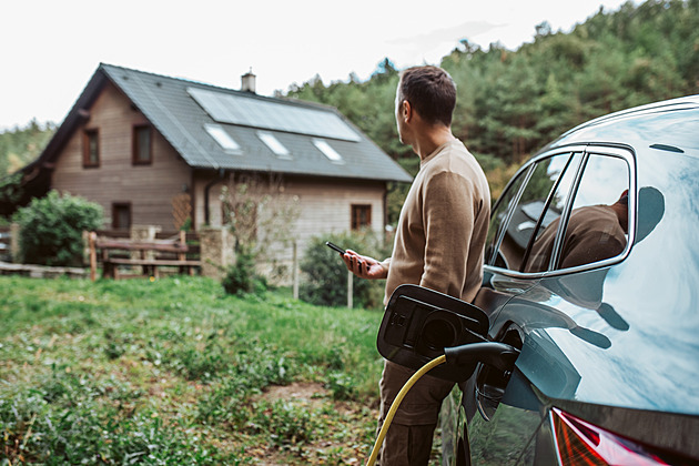 Moc chudí na čerpadlo nebo elektroauto? Ministerstvo chystá miliardové dotace