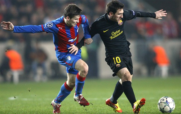 Barcelona v Česku: Messiho hattrick Plzni, sparťanská senzace i Hapalova penalta