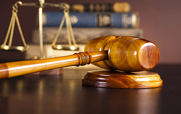 Dětského psychologa soudí za zneužívání chlapců. Je to vydírání, tvrdí