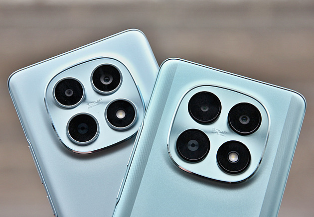 To nedává žádný smysl. Dvě značky prodávají téměř stejný mobil