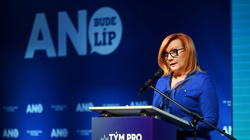 Vláda sníží odvody pro živnostníky i paušalisty. Kdy se mohou těšit na nižší měsíční částky?