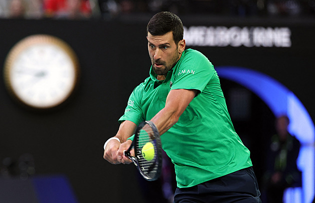 Australian Open ONLINE: Boj o titul i zápis do historie. Djokovič jasně bere první set
