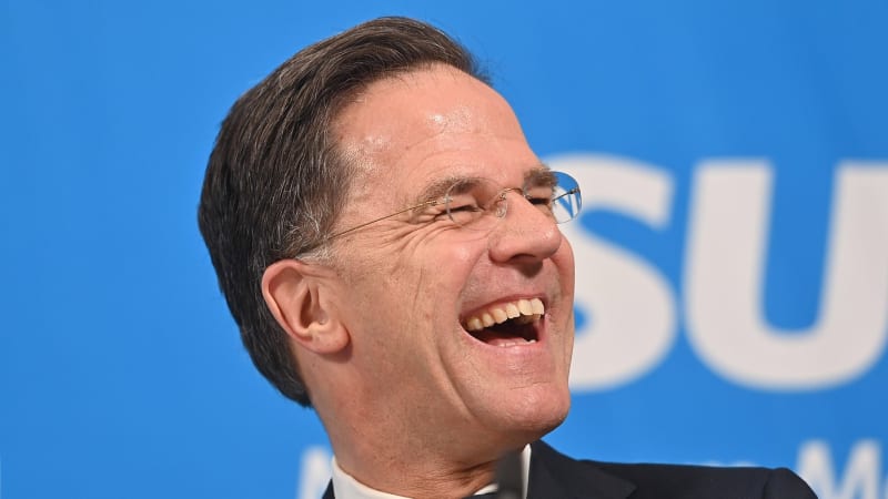 Rusko je pouhý hlemýžď, žádný mocný medvěd, rýpl si Rutte. Nepodléhejme jejich propagandě