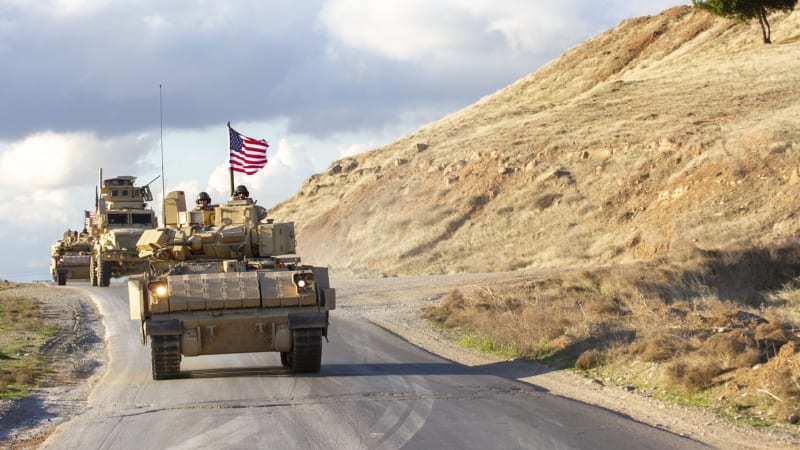 CNN: Americká armáda může o víkendu zaútočit na Írán. Čeká se na Trumpovo konečné rozhodnutí