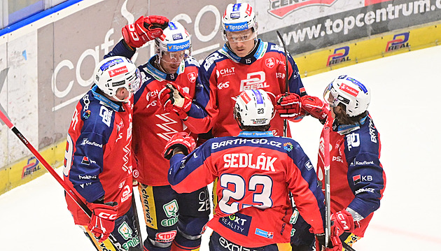 ONLINE: Pardubice odskakují Kometě, Sparta ztrácí v Liberci. Plzeň slaví v derby