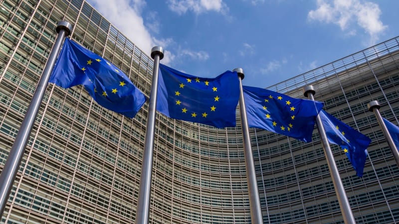 Evropští lídři bijí na poplach. Volají po zastavení útoků na energetiku v íránské válce