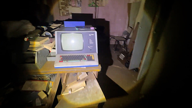 Do slovenské zbrojovky vnikli youtubeři, byli i u houfnic. Video viděly tisíce lidí