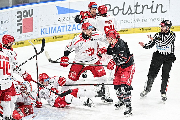 ONLINE: Hradec přece jenom proti Třinci snižuje, Liberec jde opět do vedení