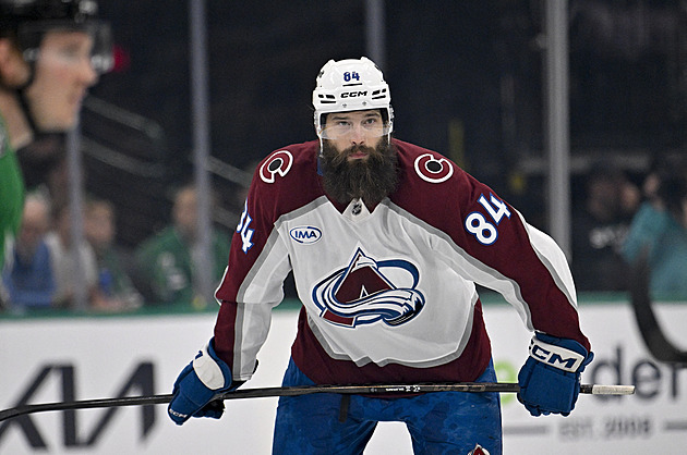 Tisíc zápasů bez přerušení. Obránce Burns nechyběl v NHL v sestavě dvanáct let