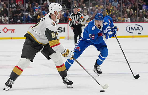 Nečas se dotáhl na Pastrňáka a přiblížil se stému bodu, Nosek zazářil dvěma góly