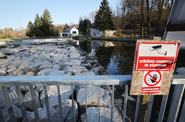 Expertům se líbí, dětem slouží k hraní. Rybochod je vodní stavbou roku