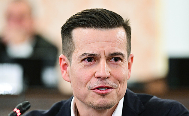 V chladném statku, bez teplé vody. Dětský domov je pod dohledem ombudsmana