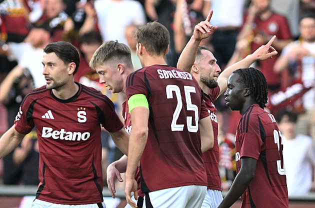 ONLINE: Sparta - Jablonec 2:0, Rrahmani zvýšil, Azaka je krátce po nástupu vyloučen