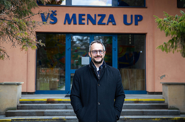 Máme vše dle zákona. Kdyby to tak bylo v restauracích, byly by třikrát dražší, říká šéf menz