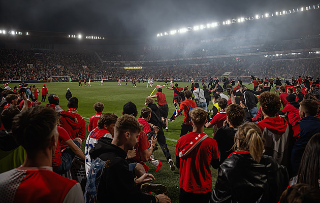 Disciplinární komise mimořádně zasedá kvůli derby. Jaké padnou tresty?