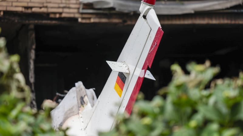 Malé letadlo v Německu spadlo do obytné zóny. Na místě jsou mrtví
