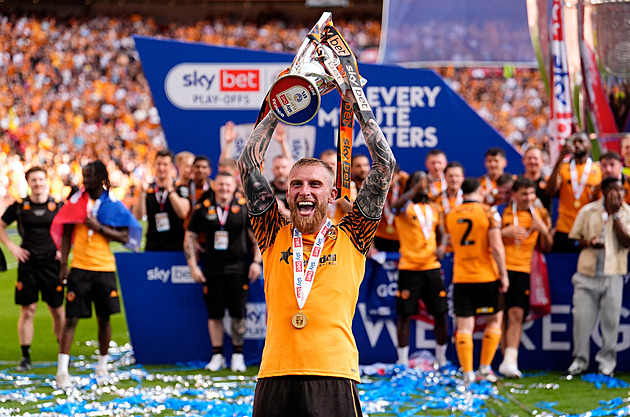 Premier League má posledního účastníka, mezi elitu postoupil Hull City
