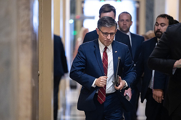 Trump ztrácí dominanci. Sněmovna se mu vzpírá, přidávají se i republikáni