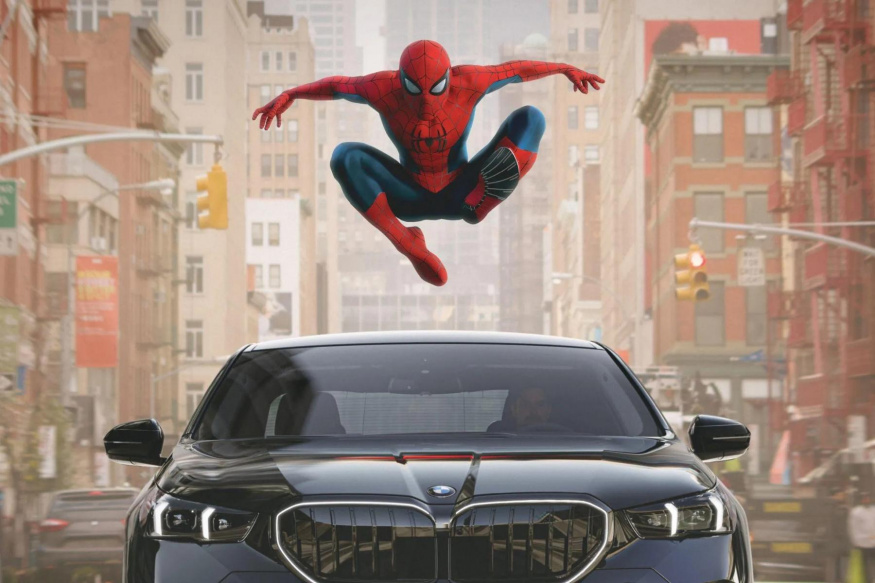 Agresivní reklama na nového Spider-Mana rozčílila majitele BMW, kritice neuniknul ani Samsung
