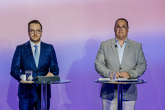 Superdebata iDNES.cz: Kvíz vyhrál Vereš, Semerák spletl titul Baníku o 11 let
