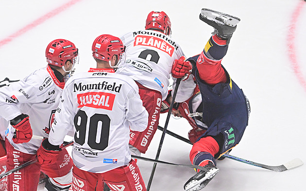 Výhra v Pardubicích je skvělý počin. Ale jsem rád, že to mám za sebou, líčil Kousal