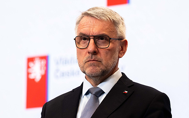 Odbory odmítají navrhovaný růst platů bezpečnostních sborů, žádají víc