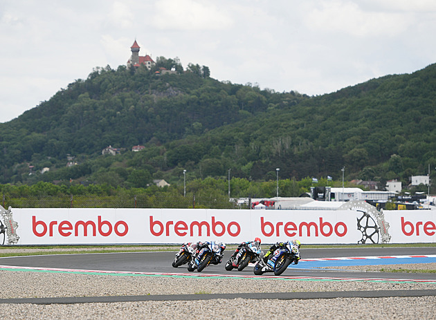 Superbiky mění termín, pojedou i vítězové MotoGP. Novinkou bude i ženský závod