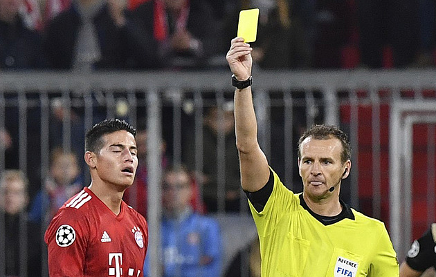 Jak se mi omlouval Mourinho. Královec pokřtil biografii ze zákulisí rozhodčích