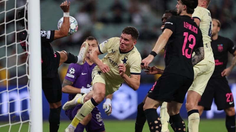 Trpišovský po prohře Slavie v Baku nešetřil kritikou: Chybí výkonnost, cítím beznaděj