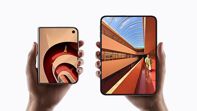 Převratný iPhone je totálně vyprodaný. Čekací lhůty jsou extrémně dlouhé
