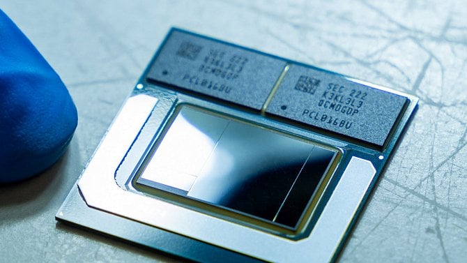 Intel bude mít „Halo“ procesor s masivním integrovaným GPU. Oficiálně potvrzuje čipy Razor Lake-AX